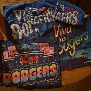 FOUR (4) Los Angeles Dodgers 'Viva Los Dodgers' limited edition rally towels